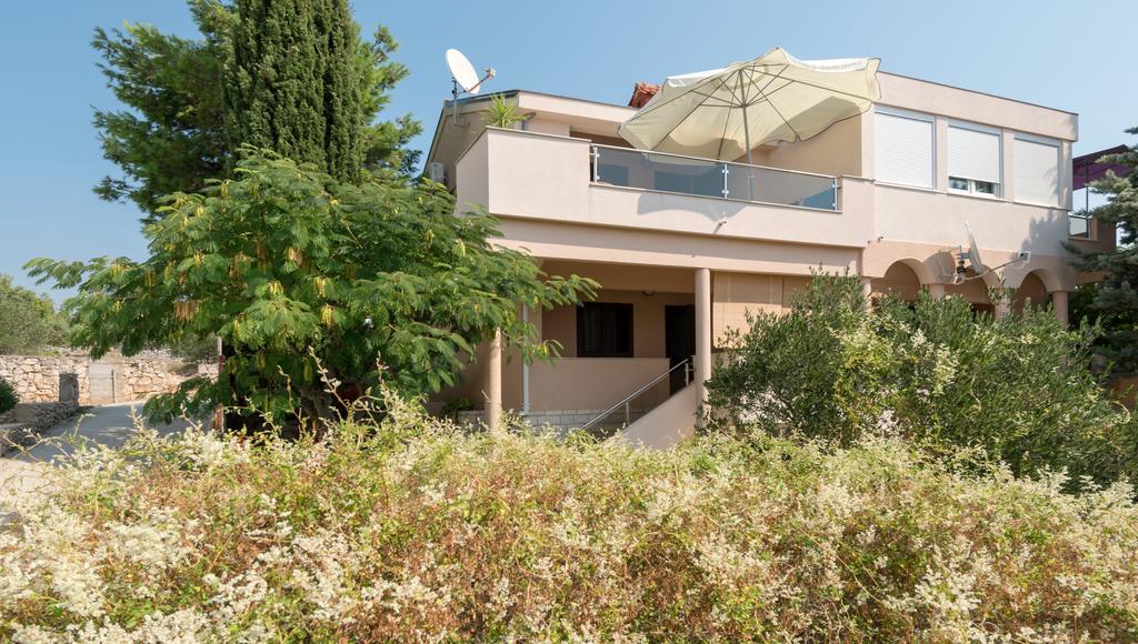 Apartman Zlatka Zečevo Exterior foto